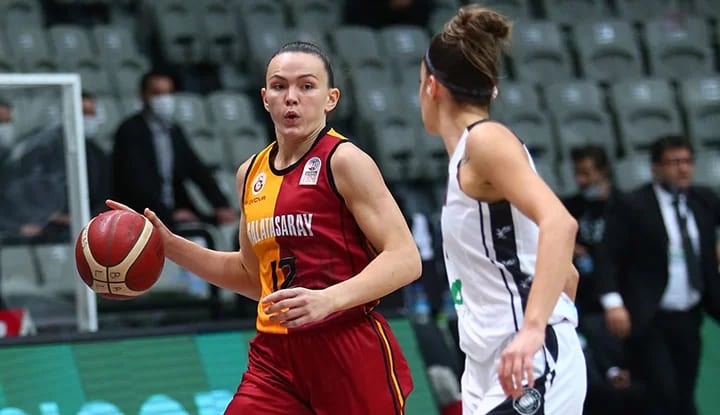 Beşiktaş HDI Sigorta, derbide Galatasaray'a mağlup