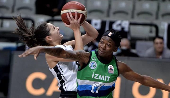 Beşiktaş HDI Sigorta, İzmit Bld. Spor'a mağlup oldu