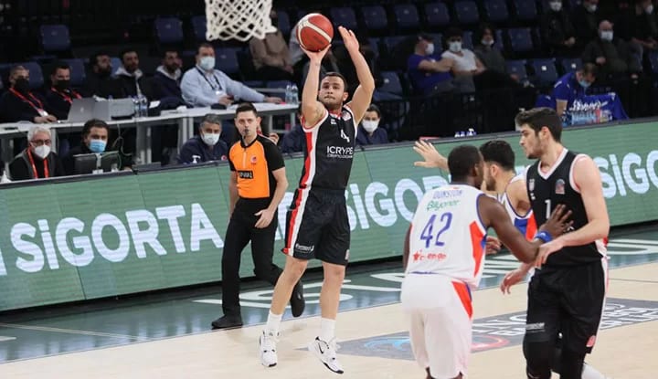 Beşiktaş Icrypex, Anadolu Efes deplasmanında mağlup