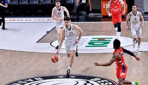 Beşiktaş Icrypex, Bahçeşehir Koleji'ni rahat geçti!