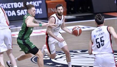 Beşiktaş Icrypex, Darüşşafaka'yı mağlup etti
