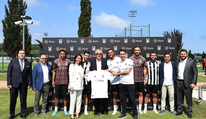 Beşiktaş JK - Rain 2022-23 sezonu forma tanıtımı yapıldı!