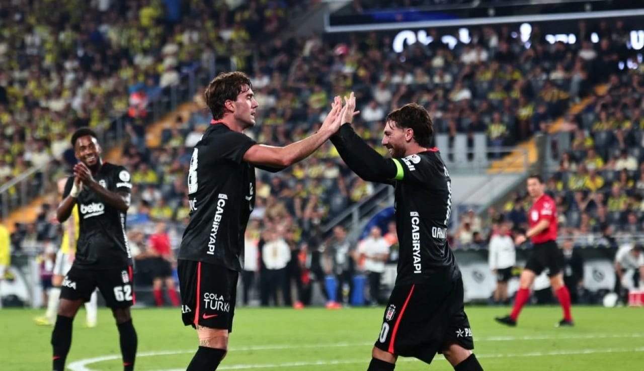 Beşiktaş Kadıköy'de derbi hasretini bitirdi!