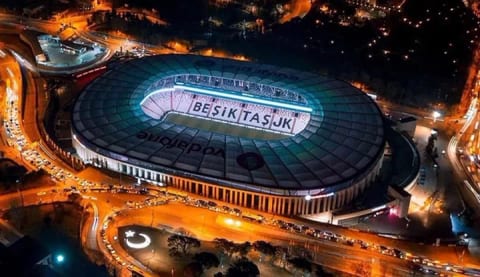 Beşiktaş kasasını stat ve formadan dolduracak!