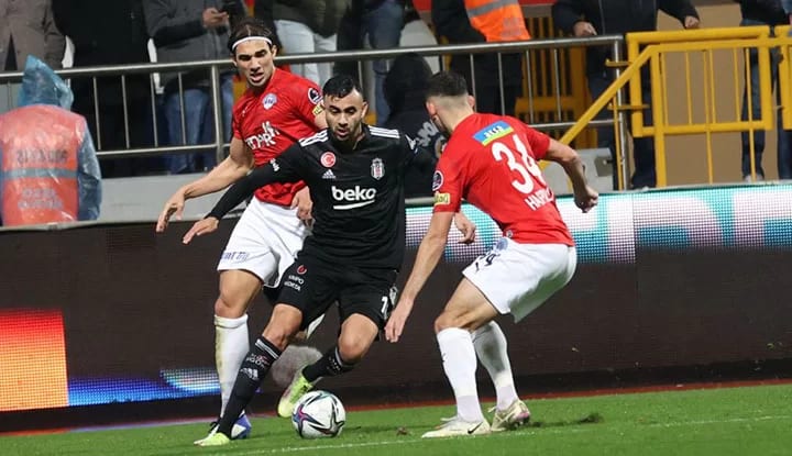 Beşiktaş, Kasımpaşa'da 2 puan bıraktı