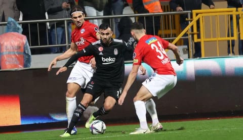 Beşiktaş, Kasımpaşa'da 2 puan bıraktı