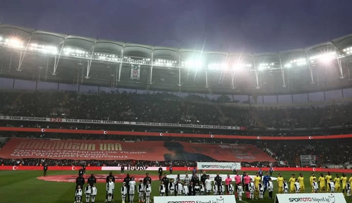 Beşiktaş kendi evinde galip!