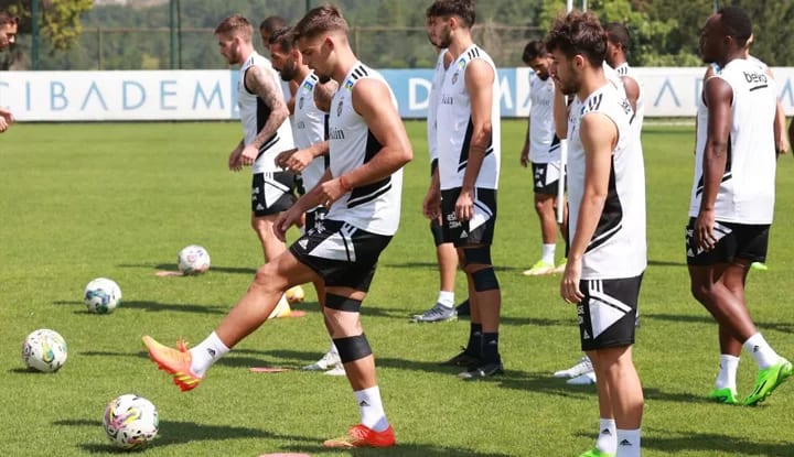 Beşiktaş, Kondisyon ve taktik çalıştı!