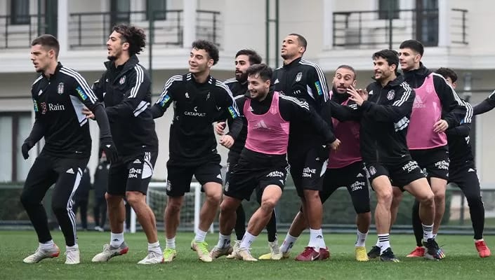 Beşiktaş kondisyon ve taktik çalıştı!