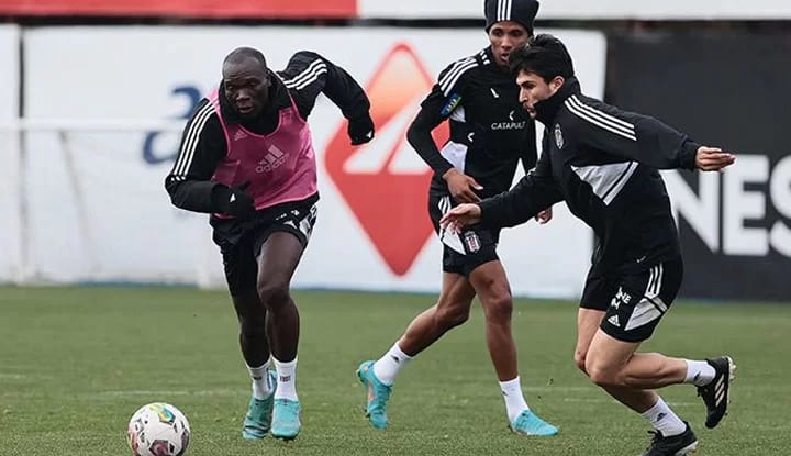 Beşiktaş kondisyon ve taktik çalıştı!
