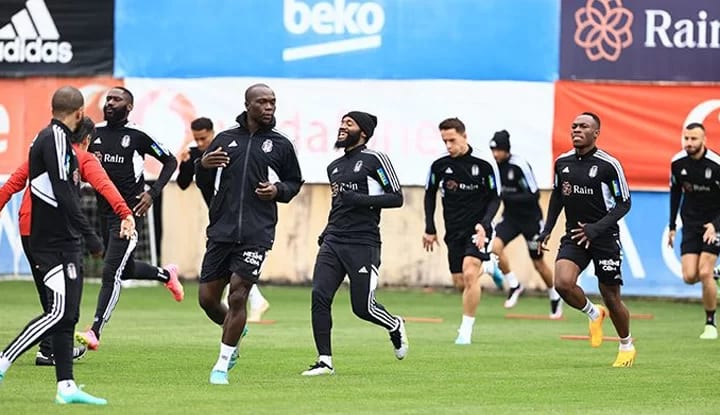 Beşiktaş kondisyon ve taktik çalıştı!