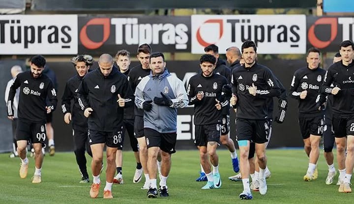 Beşiktaş kondisyon ve taktik çalıştı!