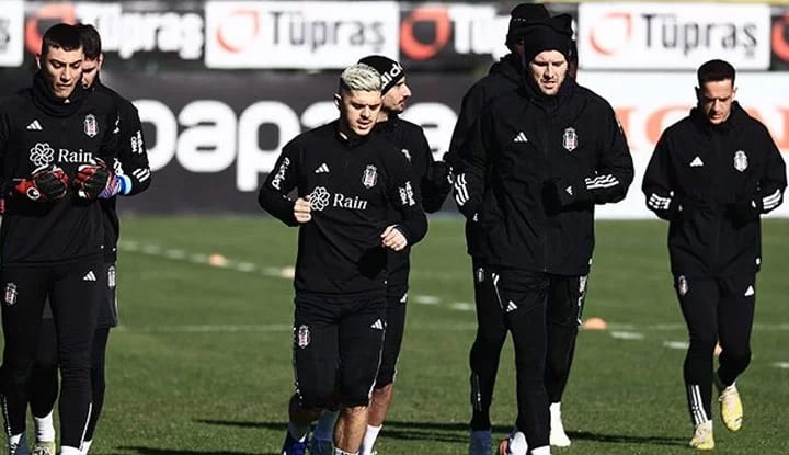 Beşiktaş kondisyon ve taktik çalıştı!