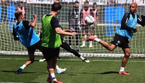 Beşiktaş kondisyon ve taktik çalıştı!
