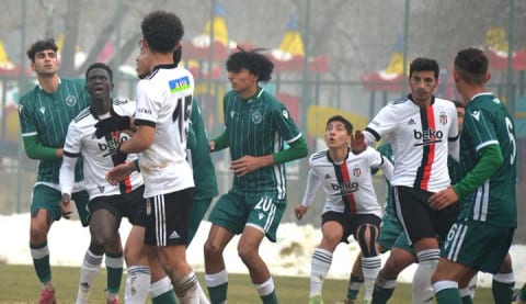 Konyaspor-Beşiktaş U19 maçında skandal karar!