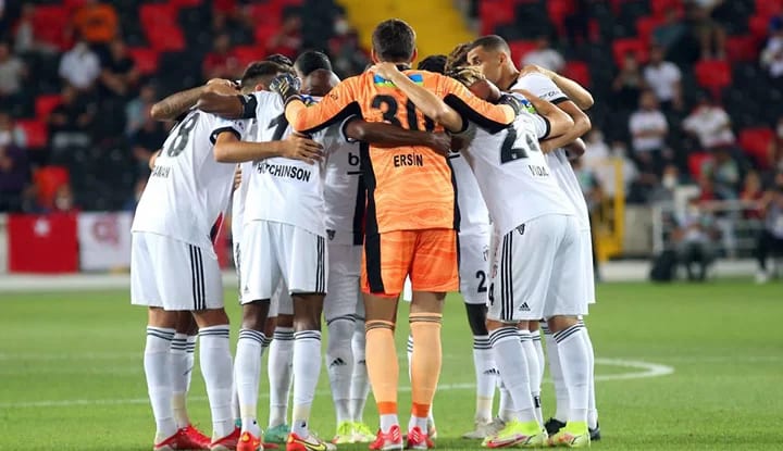 "Beşiktaş, lig için şampiyon olduğu sezondaki gibi bir..."