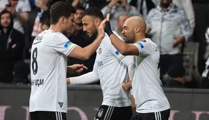 Beşiktaş, mayıs ayına kadar İstanbul'dan çıkmayacak!