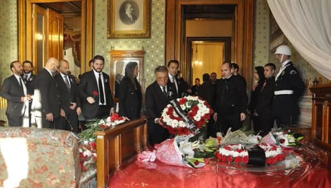 Beşiktaş, Mustafa Kemal Atatürk'ü Dolmabahçe'de andı!