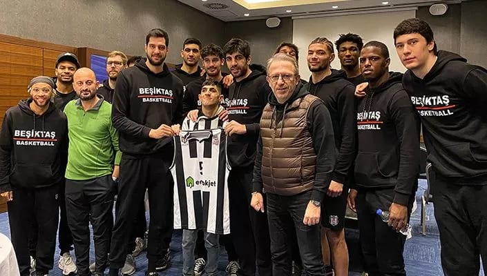 Beşiktaş o taraftarın çağrısına sessiz kalmadı!