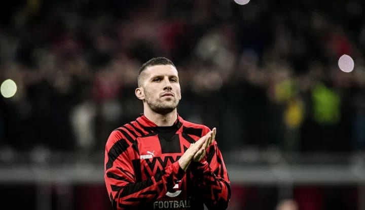 Beşiktaş Rebic'in peşinde! Teklifini yaptı!