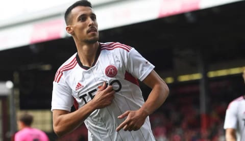 Beşiktaş santrfor transferi için gaza bastı!