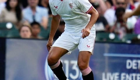 Beşiktaş, Sevilla'nın stoperini listesine aldı!