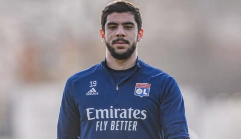 Beşiktaş, stoper için Lyon'un kapısını çalacak!