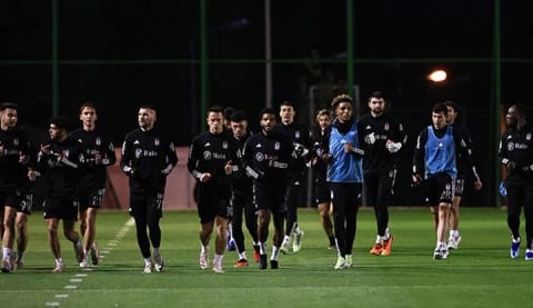Beşiktaş taktik ve kondisyon çalıştı!