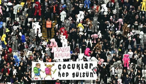 Beşiktaş taraftarı tüm dünyada gündem oldu!