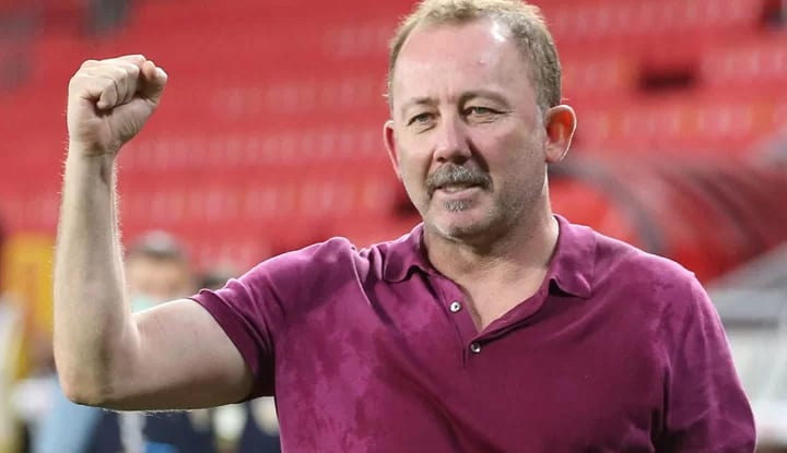 Beşiktaş taraftarından Sergen Yalçın tezahüratı!