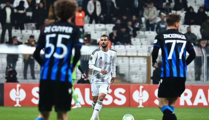 Beşiktaş taraftarını çileden çıkaran performans!