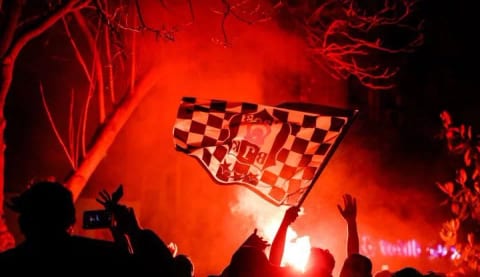 Beşiktaş tribünlerinden yönetim istifa sesleri!