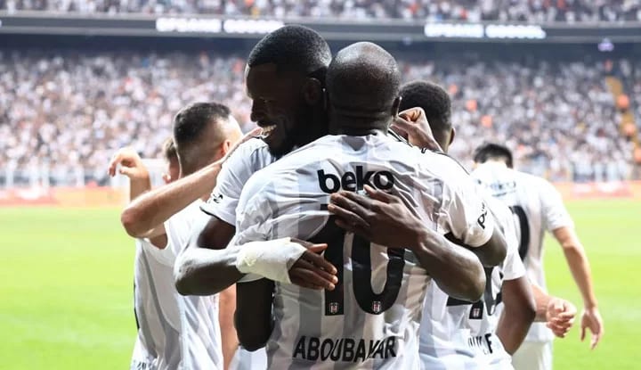 Beşiktaş, UEFA Konferans Ligi'nde favori!