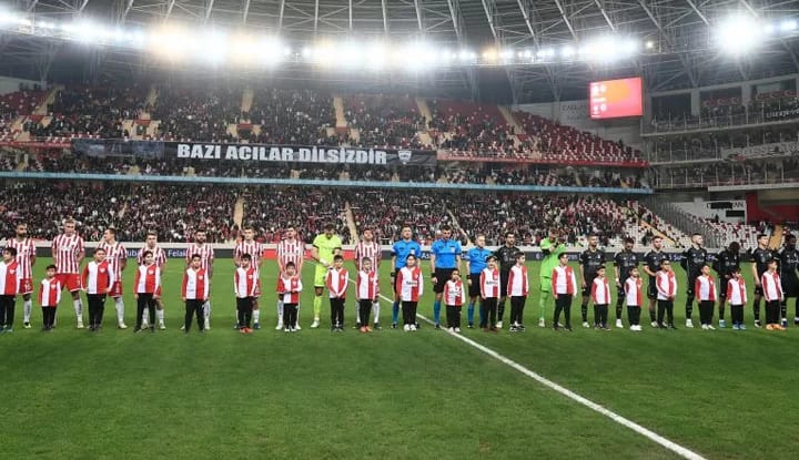 Beşiktaş, Ziraat Türkiye Kupasında çeyrek finalde!