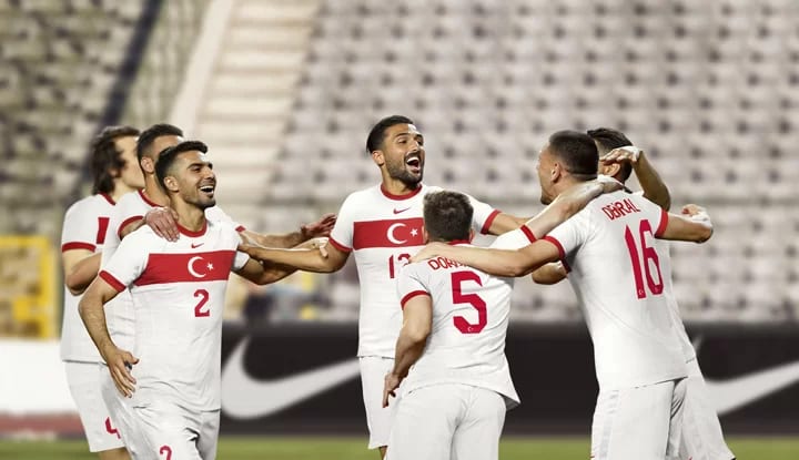 Beşiktaş'a flaş iddia! Milli takımdan ambargo!