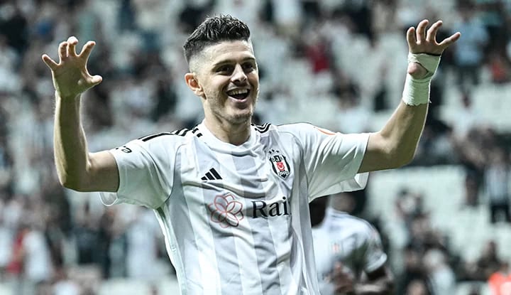 Beşiktaş'a sakat oyunculardan iyi haber geldi