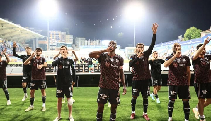 Beşiktaş'ı bekleyen büyük tehlike! Ligi üçüncü tamamlarsa...