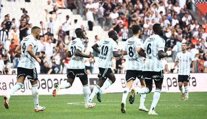 Beşiktaş'ın Adana Demirspor maçı kamp kadrosu belli oldu!