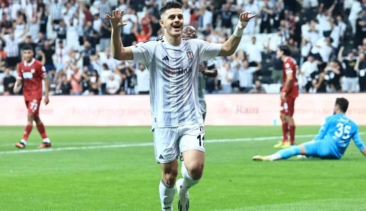 Beşiktaş'ın derbi kozu Milot Rashica!