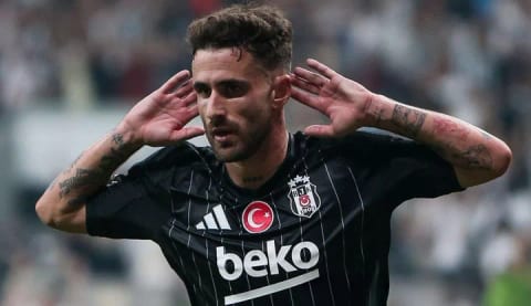 Beşiktaş'ın derbi kozu Rafa Silva!