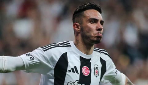 Beşiktaş'ın en hırçını Emirhan Topçu!