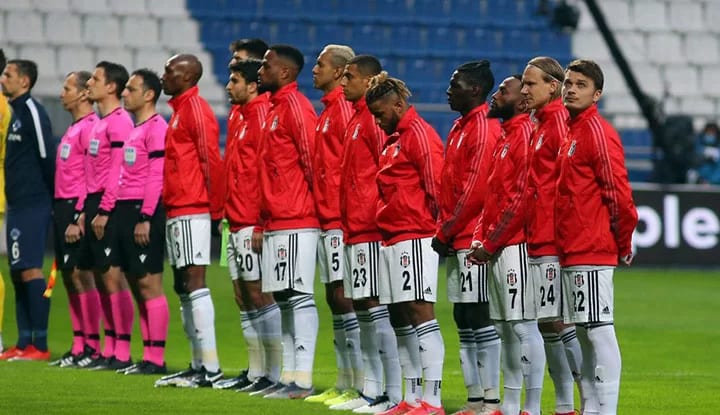 "Beşiktaş’ın en kötü oyuncusu olmaya devam ediyor"