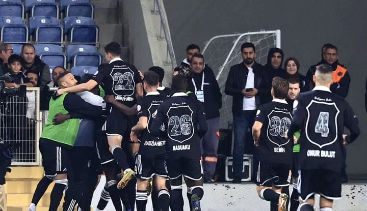 Beşiktaş'ın Eyüpspor karşısında ilk 11'i belli oldu!