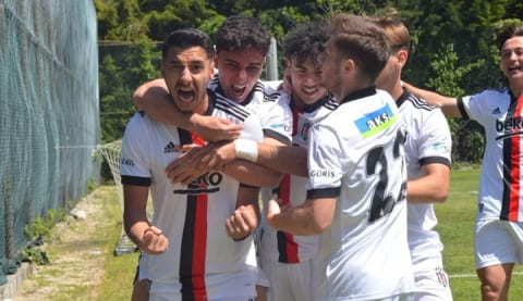 Koray Yağcı, Beşiktaş'tan ayrıldığını açıkladı!