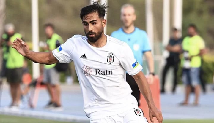 Beşiktaş'ın genç oyuncusu sakatlandı!