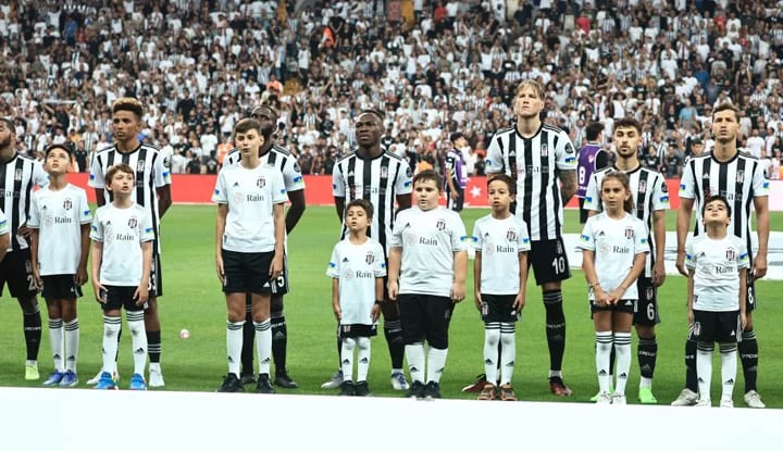 Beşiktaş'ın ilk 11'i belli oldu!