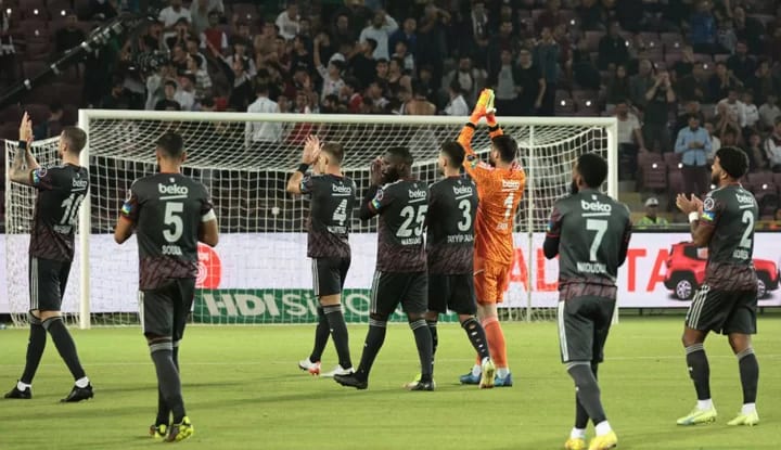Beşiktaş'ın ilk 11'i belli oldu!