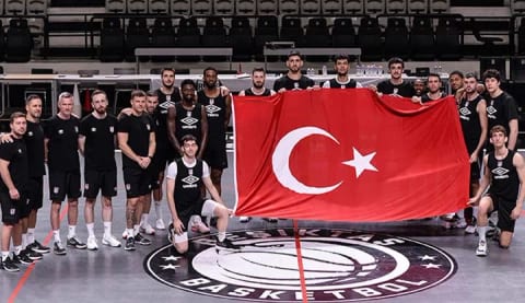 Beşiktaş'ın rakibi Dubai'ye taşındı!