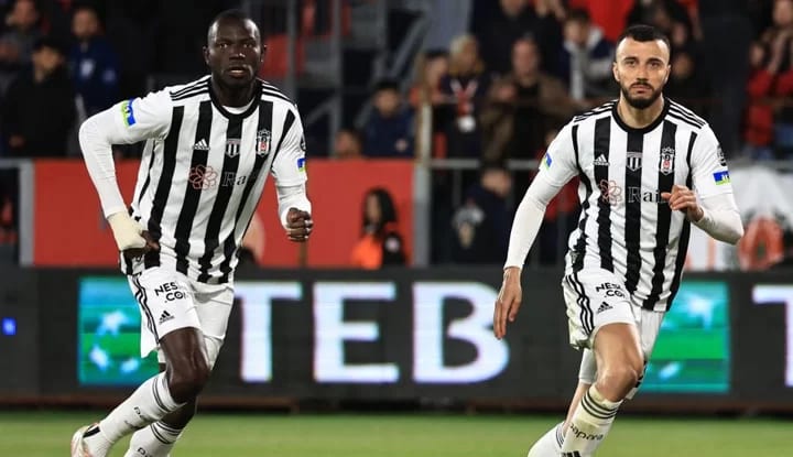 Beşiktaş'ın savunma hattı göz kamaştırıyor!