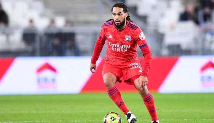 Beşiktaş'ın stoperde son rotası Jason Denayer!